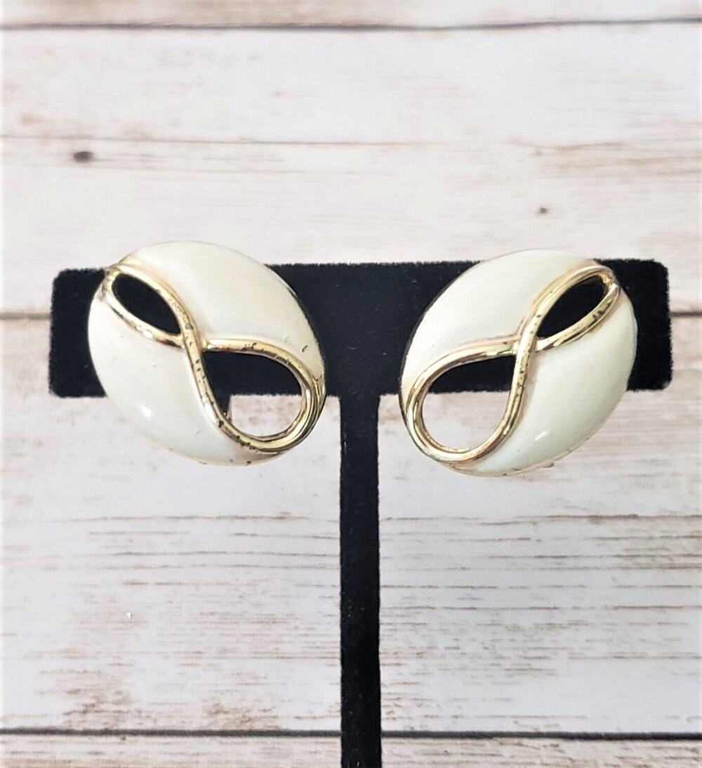 Vintage Clip On Earrings - Large Gold Tone & Cream Slanted - Statement